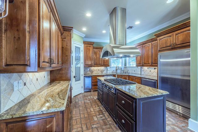 4648 Hwy 311, Houma, LA 70360