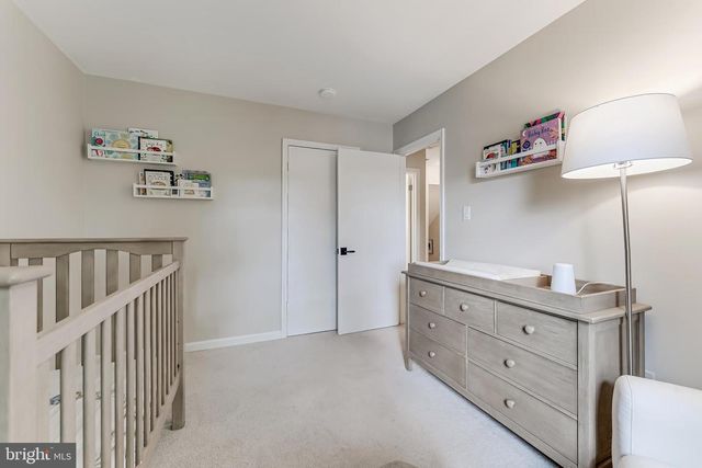 213 COMMONS DR NW, Vienna, VA 22180