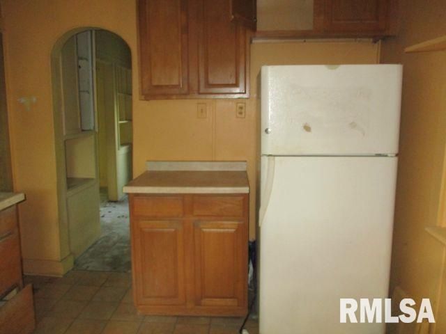 828 N MAIN Street, East Peoria, IL 61611