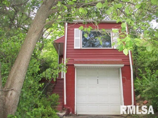 828 N MAIN Street, East Peoria, IL 61611