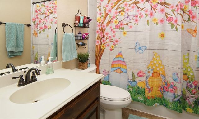 2752 Elmwood Drive, Burleson, TX 76028
