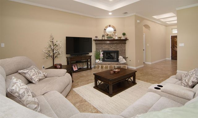 2752 Elmwood Drive, Burleson, TX 76028