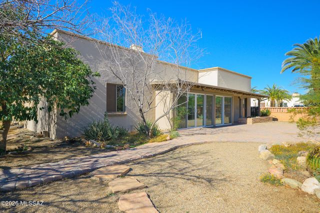 450 E Los Rincones, Green Valley, AZ 85614
