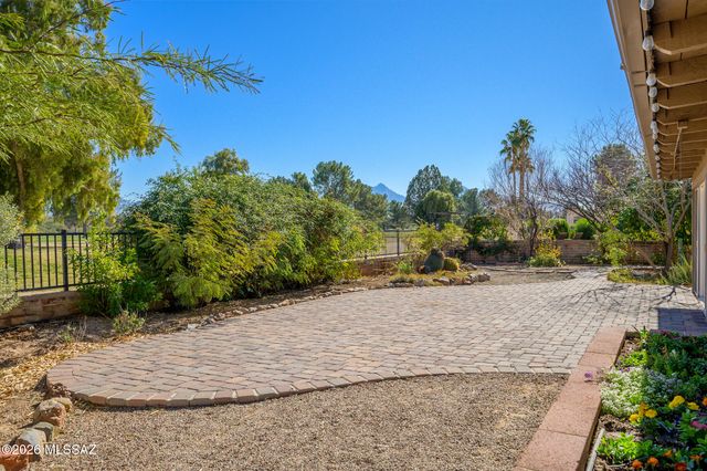 450 E Los Rincones, Green Valley, AZ 85614