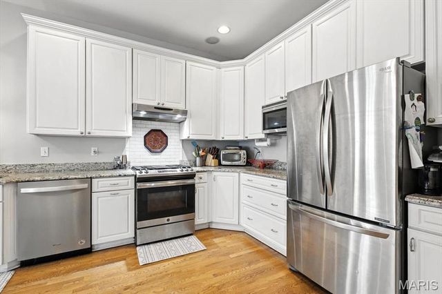 3434 Greenwood Boulevard, Maplewood, MO 63143