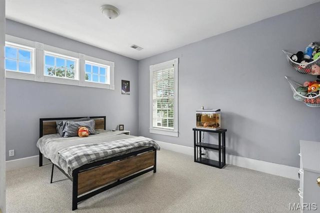 3434 Greenwood Boulevard, Maplewood, MO 63143