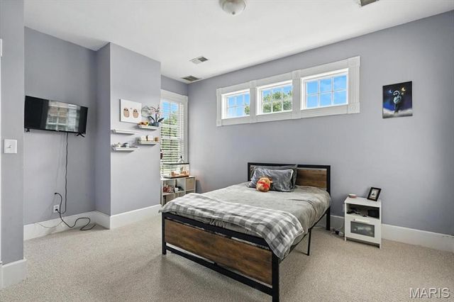 3434 Greenwood Boulevard, Maplewood, MO 63143