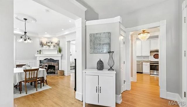 3434 Greenwood Boulevard, Maplewood, MO 63143