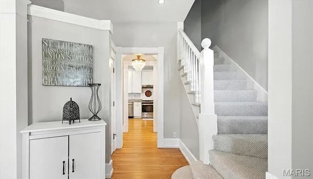 3434 Greenwood Boulevard, Maplewood, MO 63143