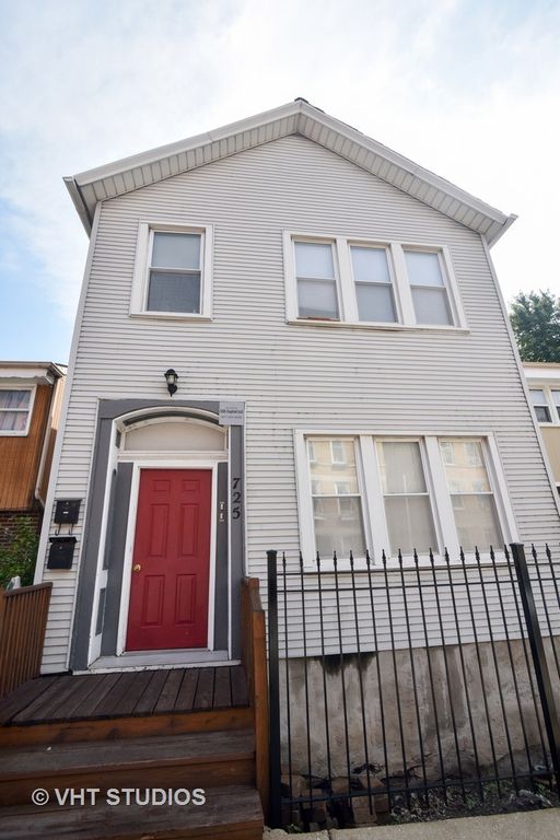 725 N Throop Street 1, Chicago, IL 60642