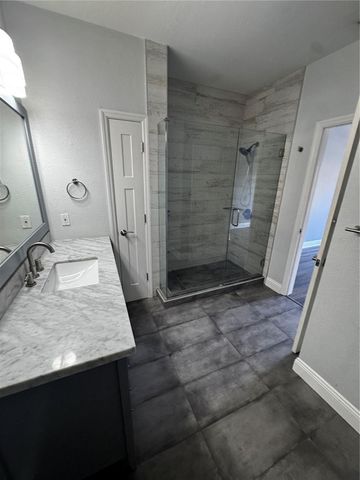 5000 CULBREATH KEY WAY 3-301, Tampa, FL 33611