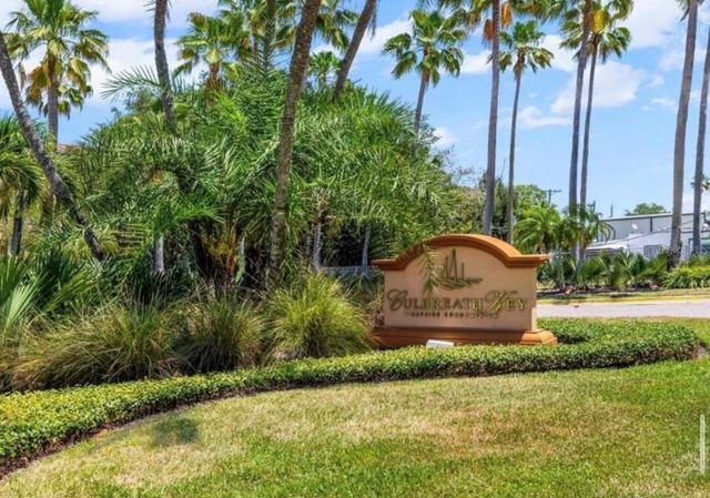 5000 CULBREATH KEY WAY 3-301, Tampa, FL 33611