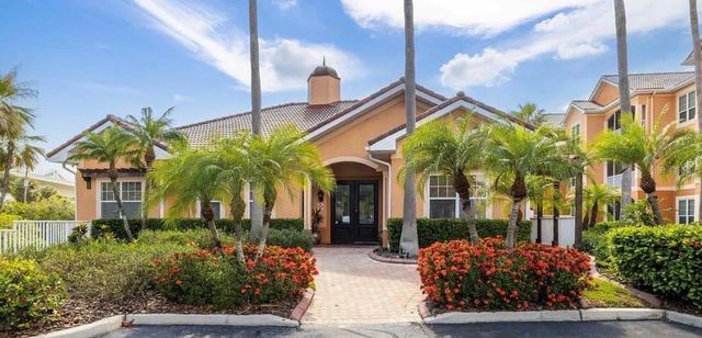 5000 CULBREATH KEY WAY 3-301, Tampa, FL 33611