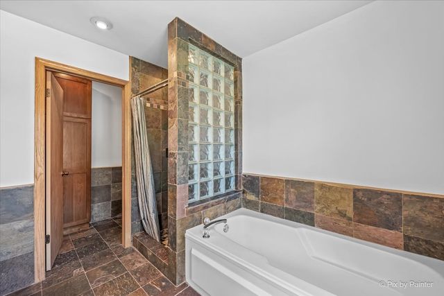 2862 Stockberry Lane, West Chicago, IL 60185