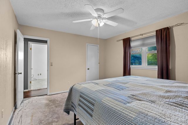 133 W Chestnut Place, Skiatook, OK 74070