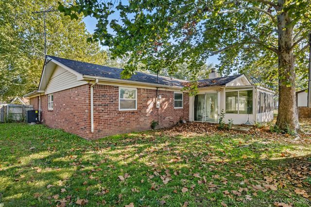 133 W Chestnut Place, Skiatook, OK 74070