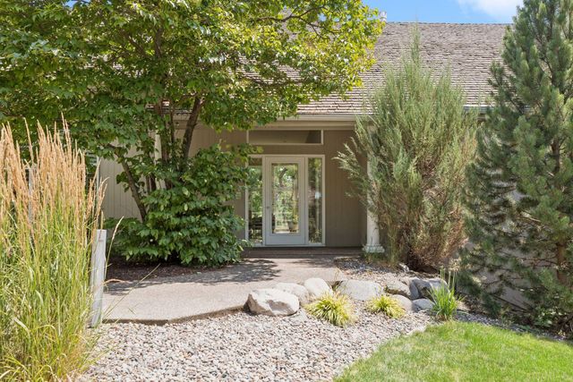 16458 Ringer Road, Minnetonka, MN 55391