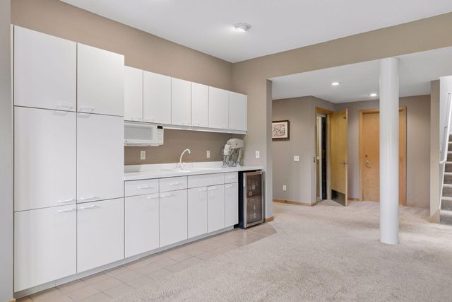 16458 Ringer Road, Minnetonka, MN 55391