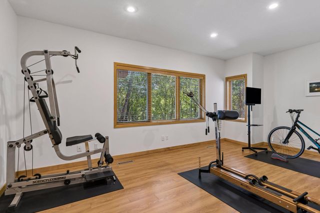 16458 Ringer Road, Minnetonka, MN 55391