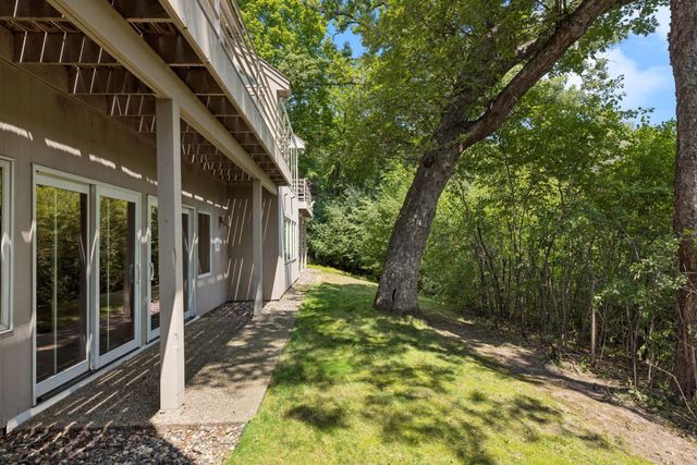 16458 Ringer Road, Minnetonka, MN 55391