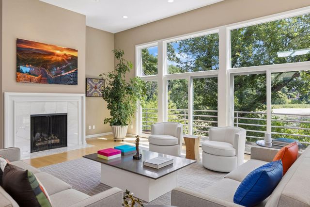 16458 Ringer Road, Minnetonka, MN 55391
