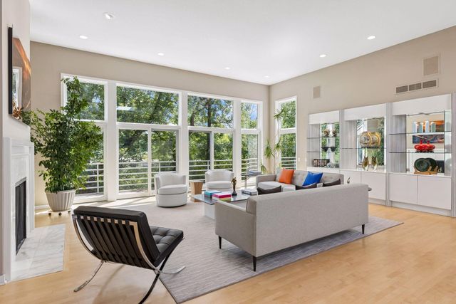 16458 Ringer Road, Minnetonka, MN 55391