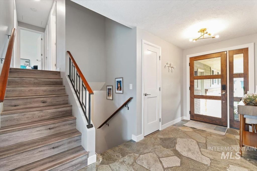 969 Farrington, Eagle, ID 83616 photo 4
