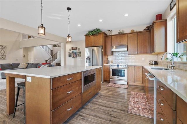 21823 S Harrison Rd, Cheney, WA 99004