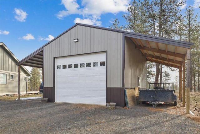 21823 S Harrison Rd, Cheney, WA 99004