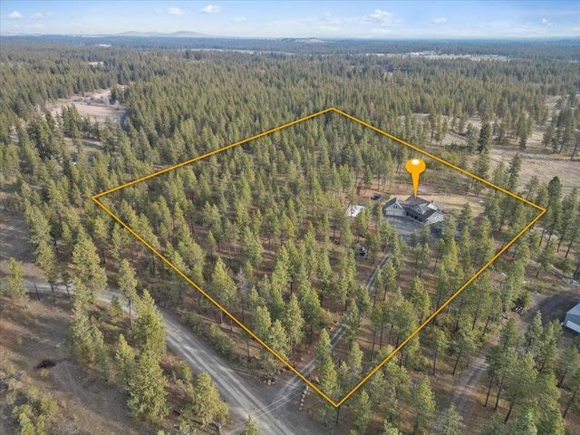 21823 S Harrison Rd, Cheney, WA 99004