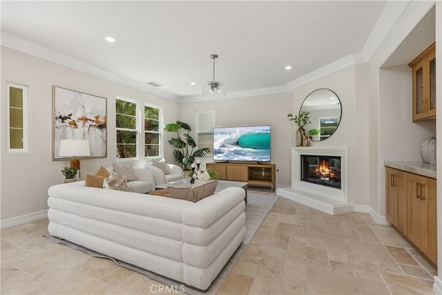 114 Mosaic, Irvine, CA 92603