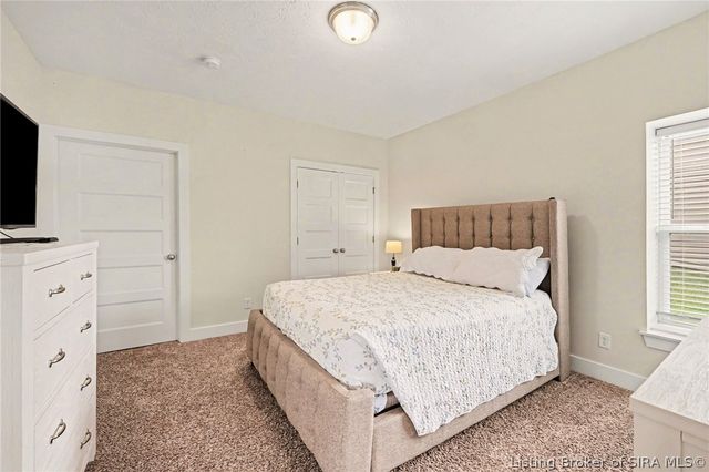 7002 Knob Valley Way, Georgetown, IN 47122