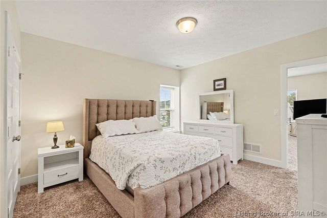 7002 Knob Valley Way, Georgetown, IN 47122