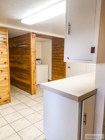 340 N 850 W, Blackfoot, ID 83221