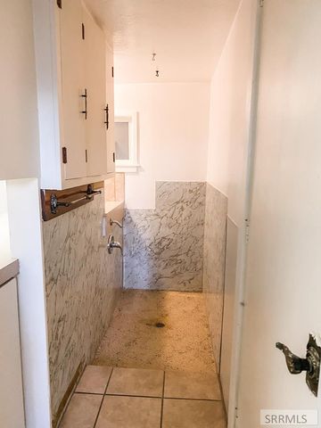 340 N 850 W, Blackfoot, ID 83221