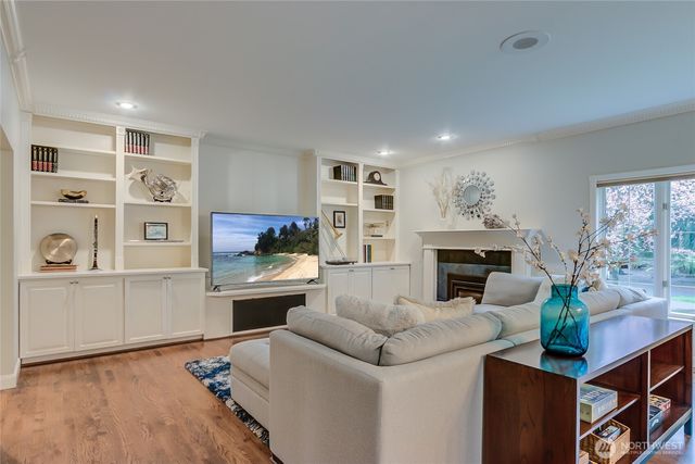 22128 NE 141st Place, Woodinville, WA 98077