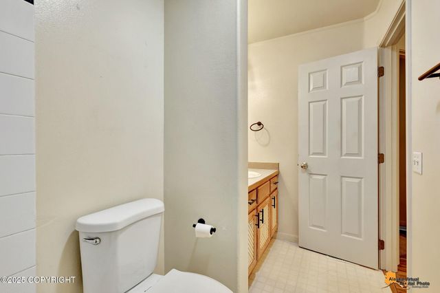 6229 Laurel Street, Anchorage, AK 99507