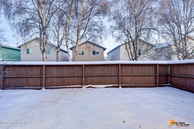 6229 Laurel Street, Anchorage, AK 99507