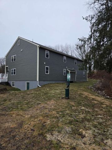 88 Cricketbrook, Dover, NH 03820
