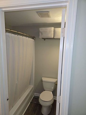 88 Cricketbrook, Dover, NH 03820