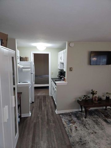 88 Cricketbrook, Dover, NH 03820