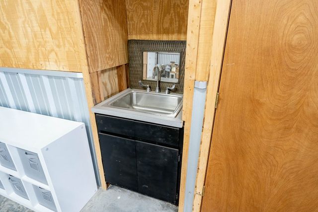 1445 NE 281, Andrews, TX 79714