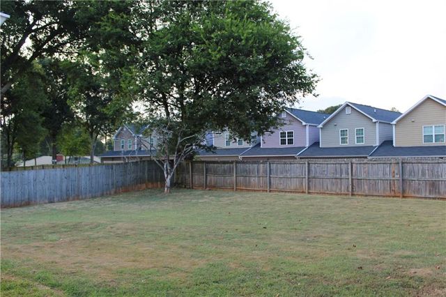 15 Georgia Boulevard, Cartersville, GA 30120
