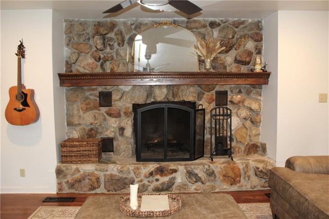 15 Georgia Boulevard, Cartersville, GA 30120