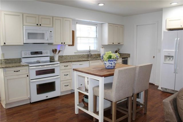 15 Georgia Boulevard, Cartersville, GA 30120