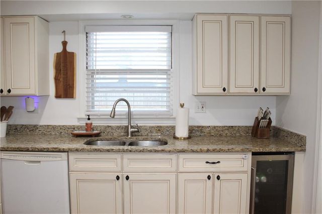 15 Georgia Boulevard, Cartersville, GA 30120