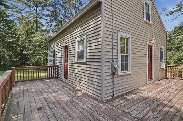 83 New Boston Road, Sturbridge, MA 01566