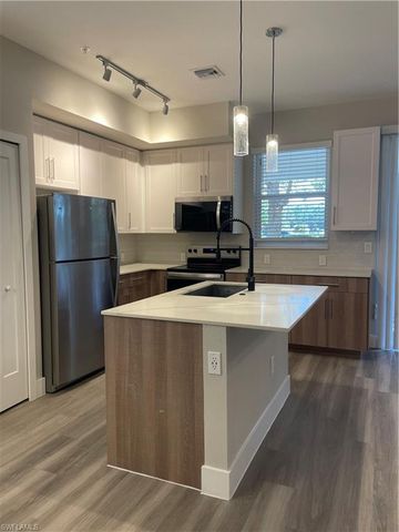 7030 Torino TER 2402, Naples, FL 34119