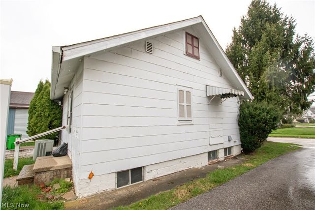 26 E Grace Street, Bedford, OH 44146
