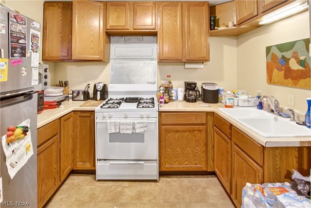 26 E Grace Street, Bedford, OH 44146